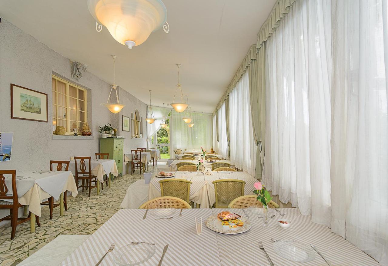 Hotel Poseidon Marina di Pietrasanta Exterior photo